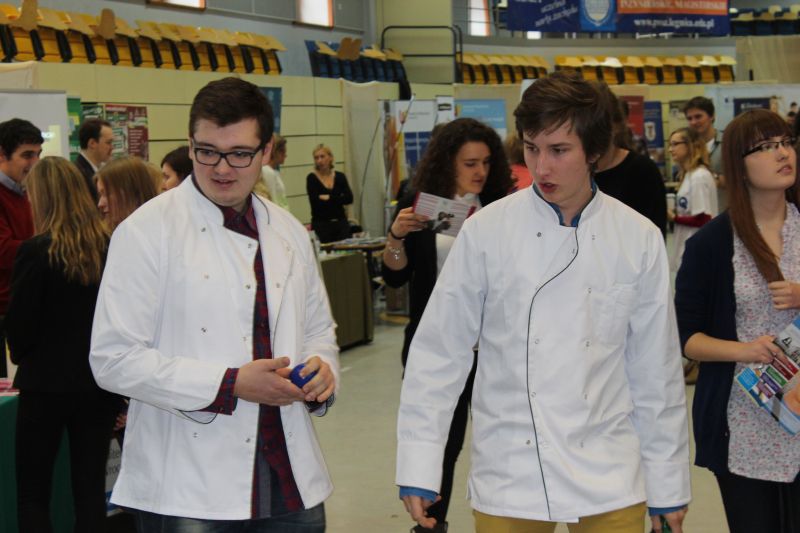 Szkoły i uczelnie prezentowały swoją ofertę edukacyjną