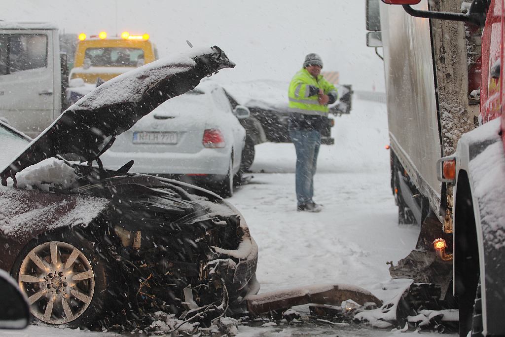 Trzy wypadki na autostradzie