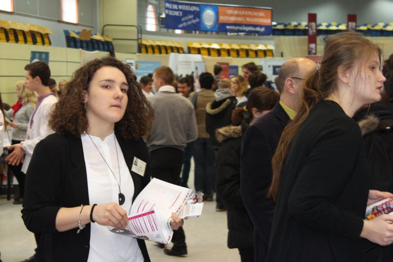 Szkoły i uczelnie prezentowały swoją ofertę edukacyjną