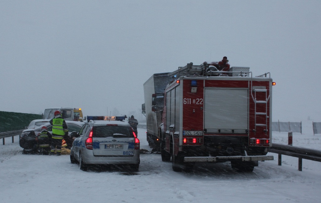 Trzy wypadki na autostradzie