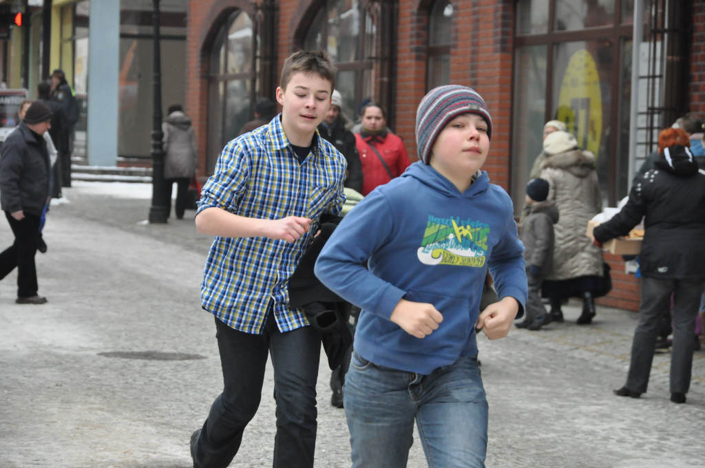 Dzieci i młodzież zmierzyli się w Biegu Zakochanych