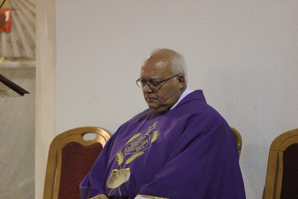 Ksiądz Waldemar Chrostowski w Legnicy
