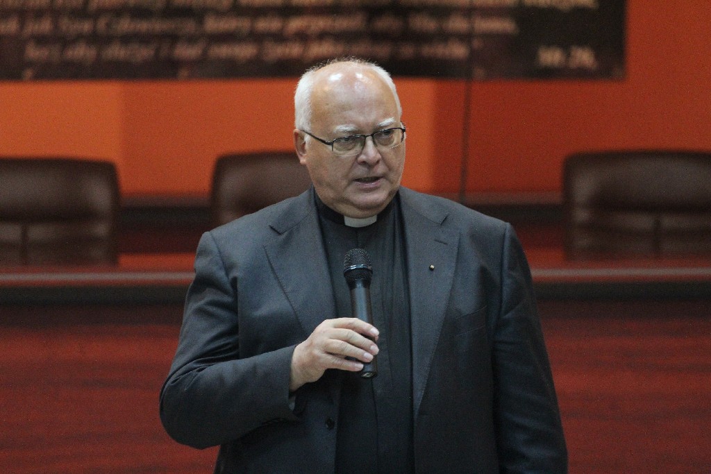 Ksiądz Waldemar Chrostowski w Legnicy