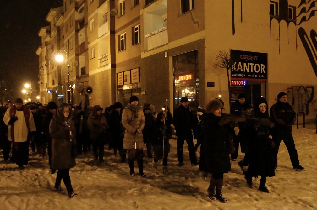 Droga Krzyżowa na ulicach Legnicy