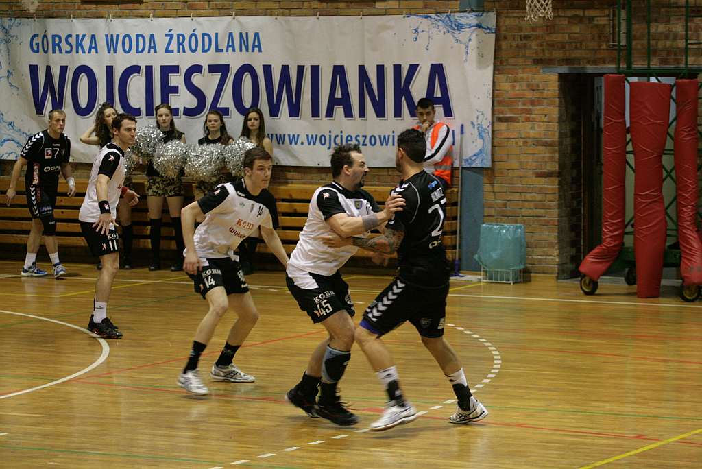 Siódemka podzieliła się punktami z Pogonią cz1