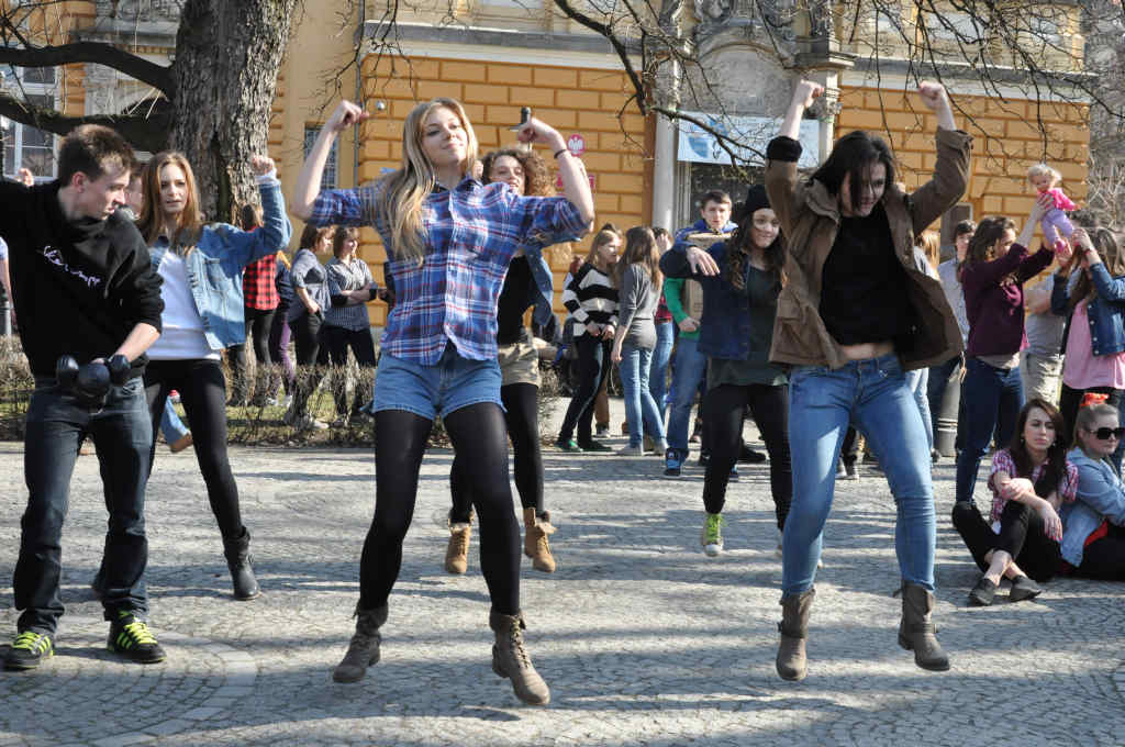 Flash mob w I Liceum Ogólnokształcącym