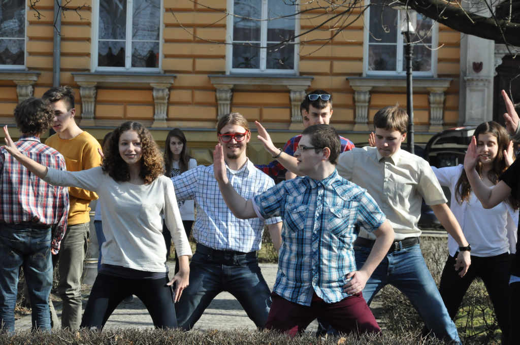 Flash mob w I Liceum Ogólnokształcącym