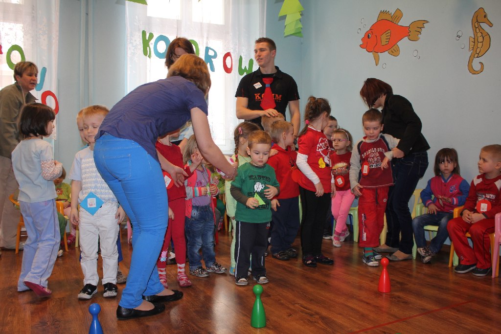 Szczypiorniści Siódemki Miedź w przedszkolu