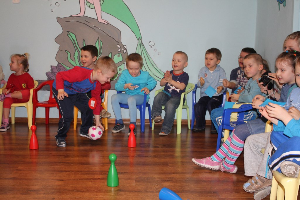 Szczypiorniści Siódemki Miedź w przedszkolu