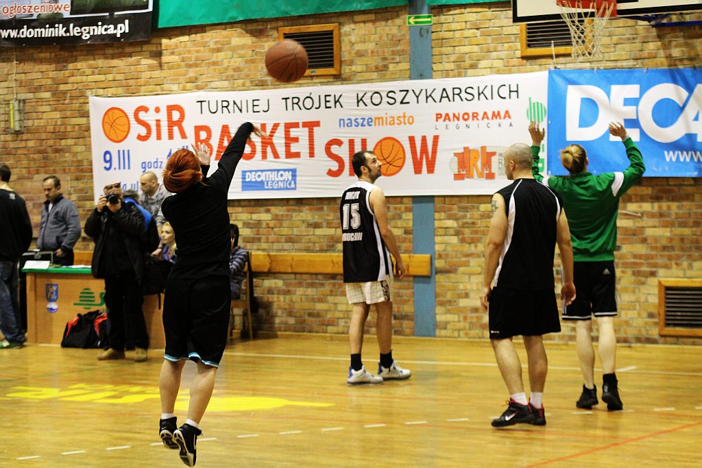 Turniej trójek koszykarskich