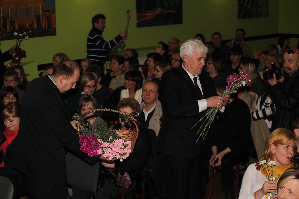 Kabaret Ciach na dzień kobiet