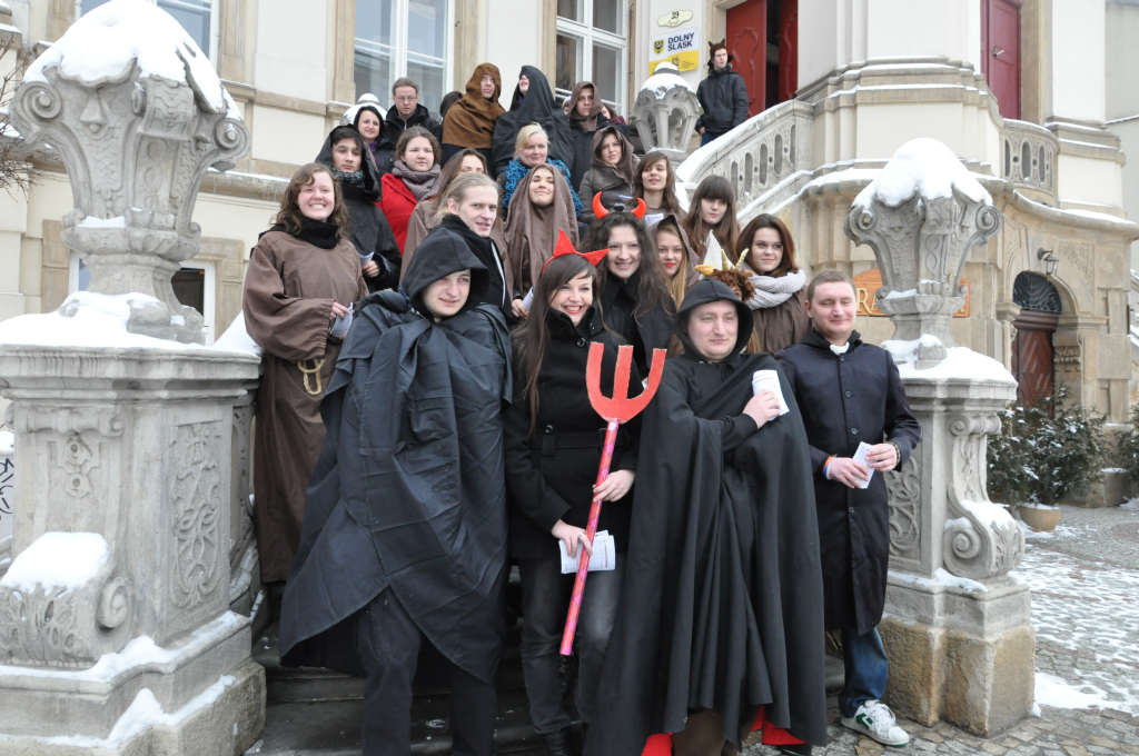 Happeningiem zachęcali do „Matki Joanny od Aniołów”