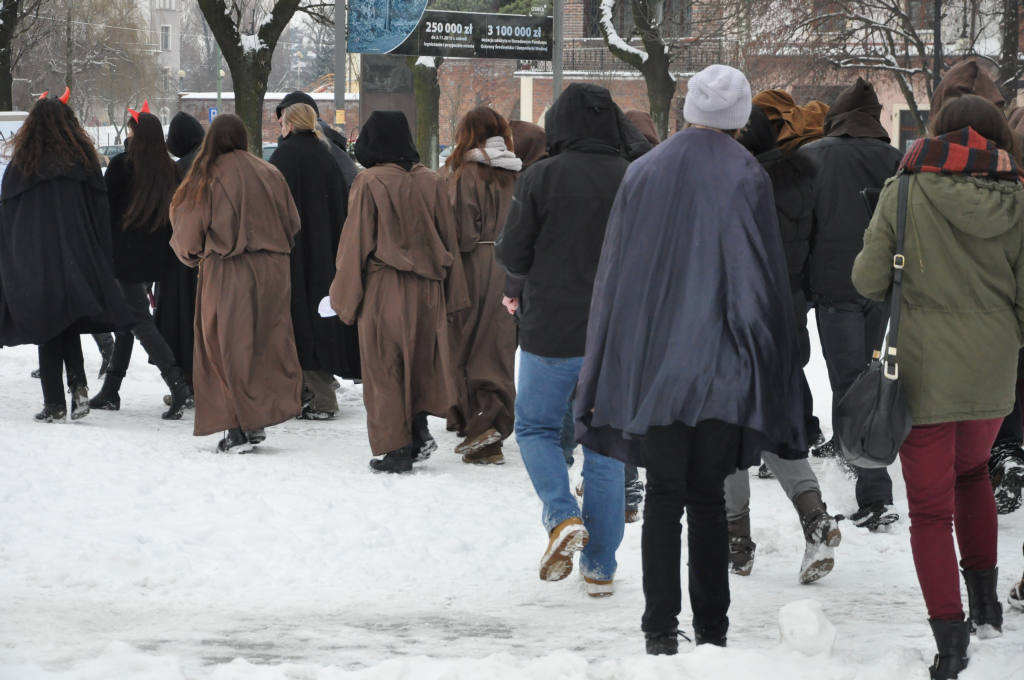 Happeningiem zachęcali do „Matki Joanny od Aniołów”