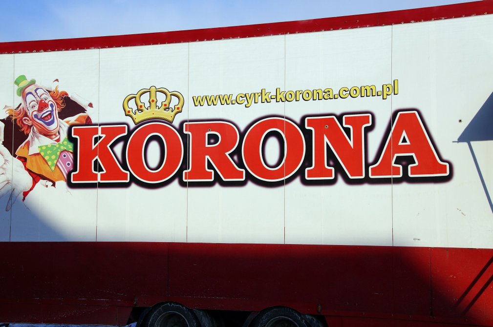 Teatr Avatar manifestował przed cyrkiem