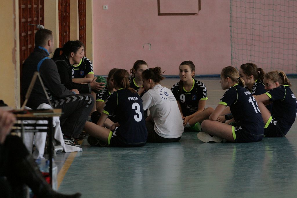 Młodziczki: UKS Dziewiątka Legnica – KPR Jelenia Góra 21:28
