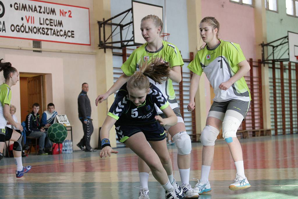 Młodziczki: UKS Dziewiątka Legnica – KPR Jelenia Góra 21:28