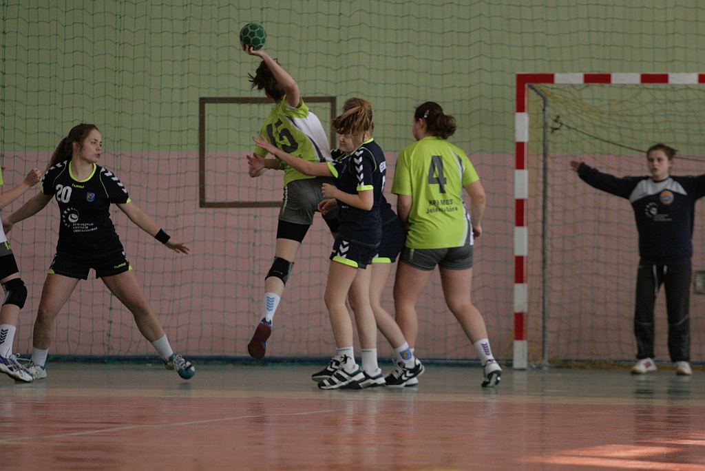 Młodziczki: UKS Dziewiątka Legnica – KPR Jelenia Góra 21:28