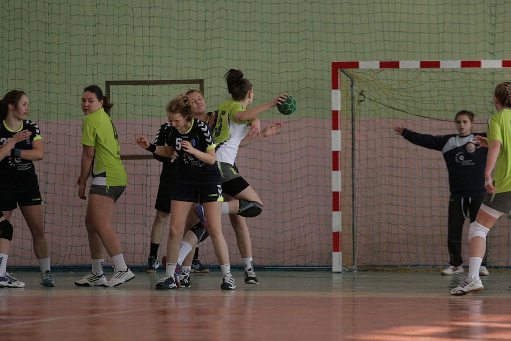 Młodziczki: UKS Dziewiątka Legnica – KPR Jelenia Góra 21:28