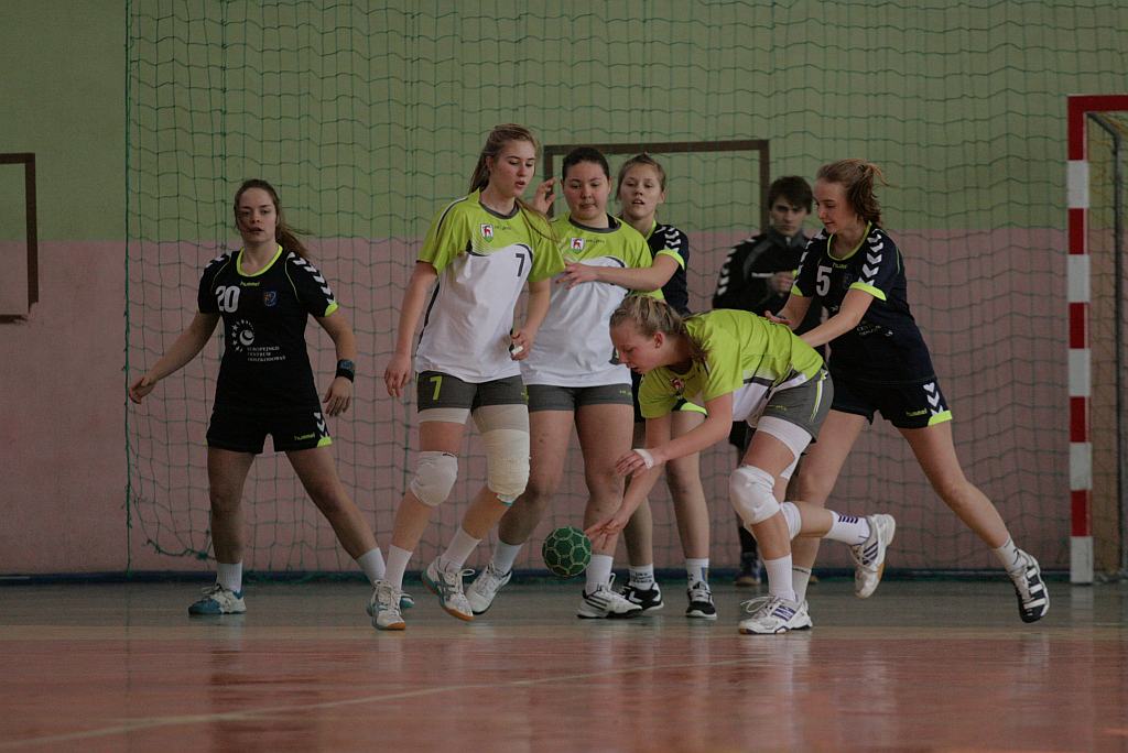Młodziczki: UKS Dziewiątka Legnica – KPR Jelenia Góra 21:28