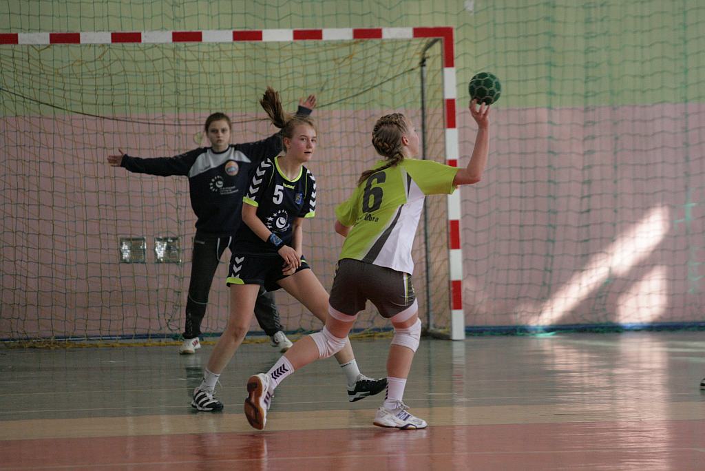 Młodziczki: UKS Dziewiątka Legnica – KPR Jelenia Góra 21:28