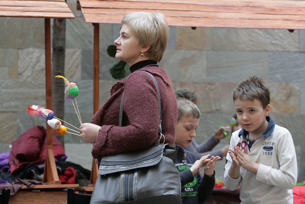 Malowali pisanki w Galerii Piastów