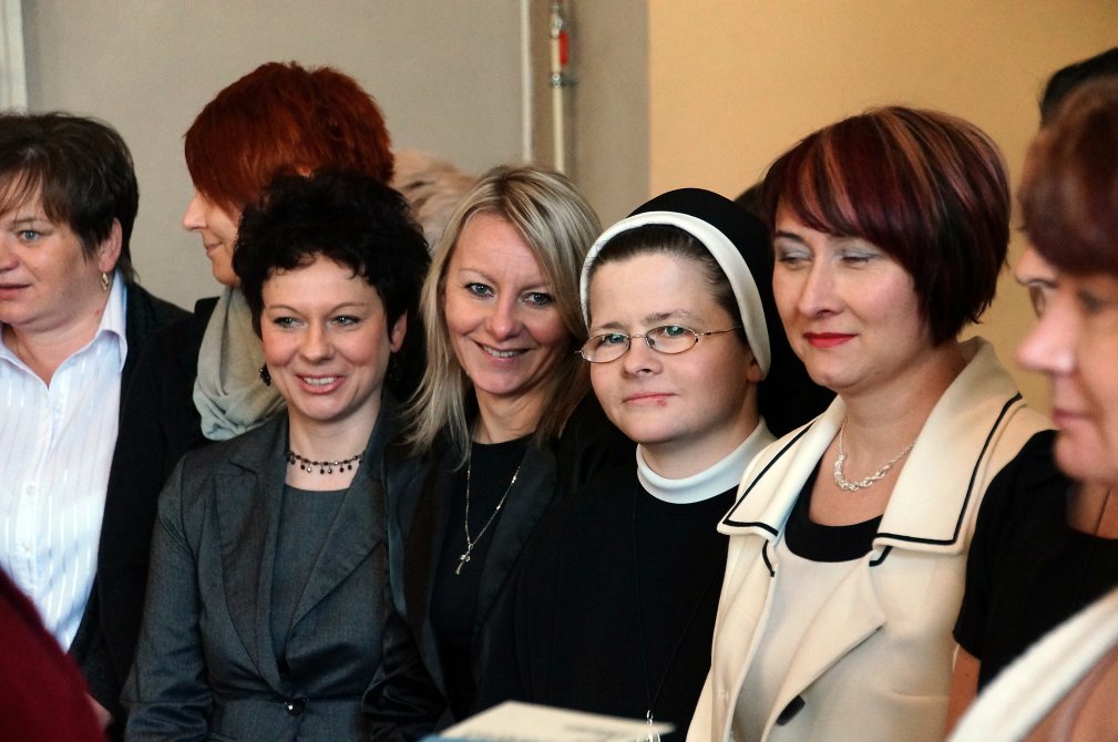 Pierwsi magistrzy pielęgniarstwa w Legnicy