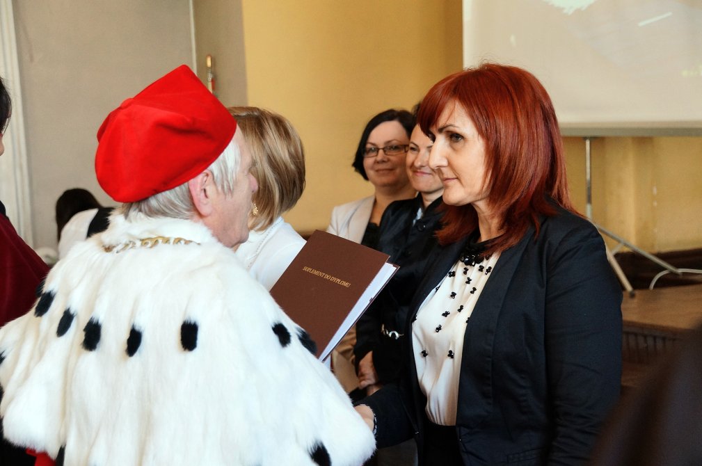 Pierwsi magistrzy pielęgniarstwa w Legnicy
