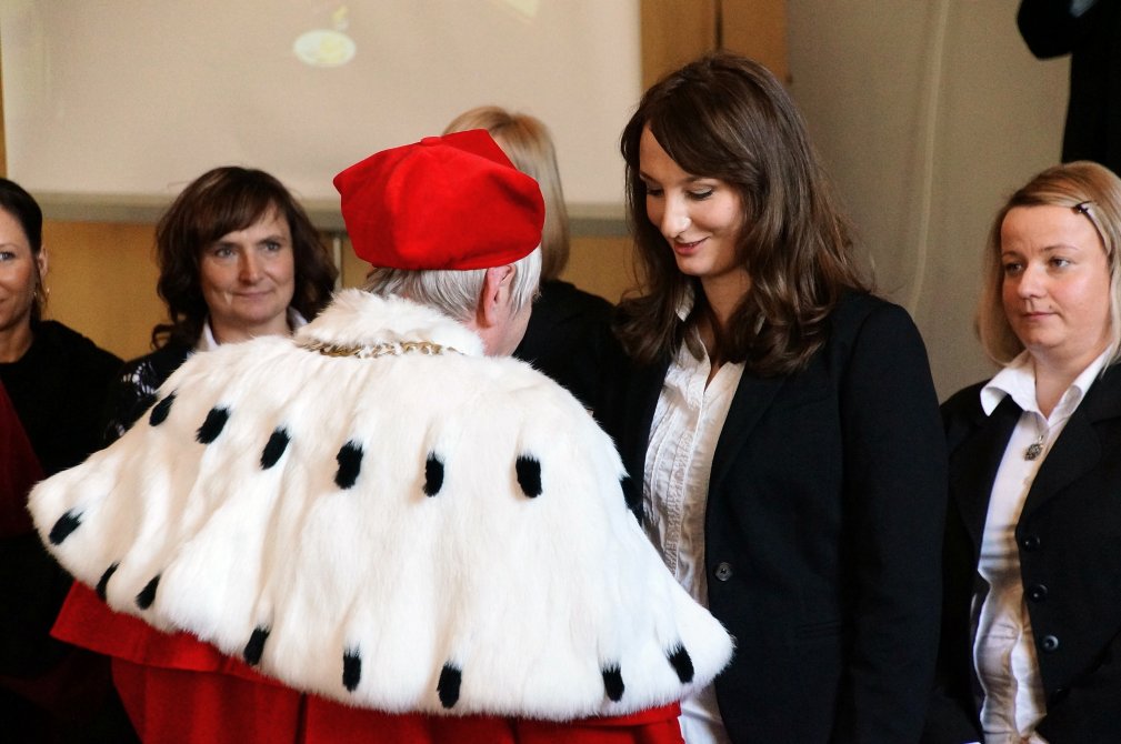 Pierwsi magistrzy pielęgniarstwa w Legnicy
