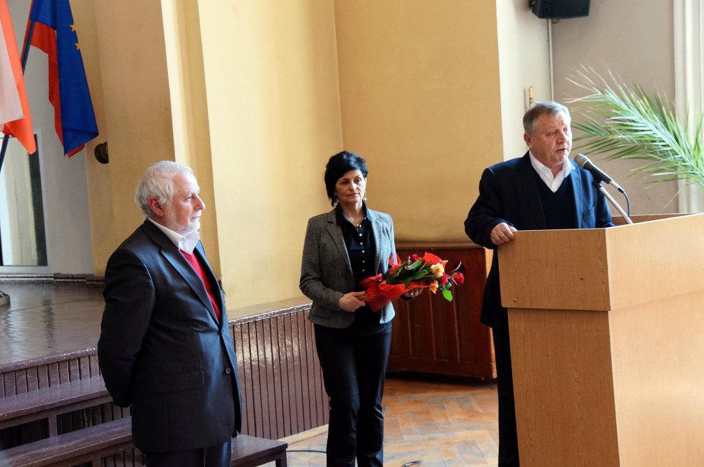 Pierwsi magistrzy pielęgniarstwa w Legnicy
