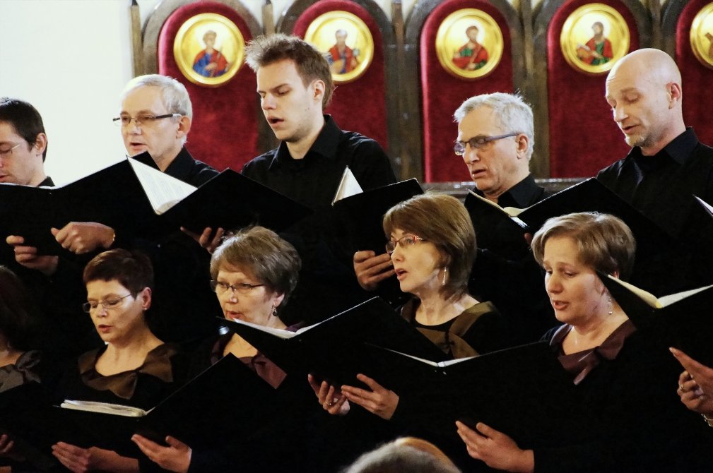 Legnicka Orkiestra Symfoniczna i Chór Madrygał