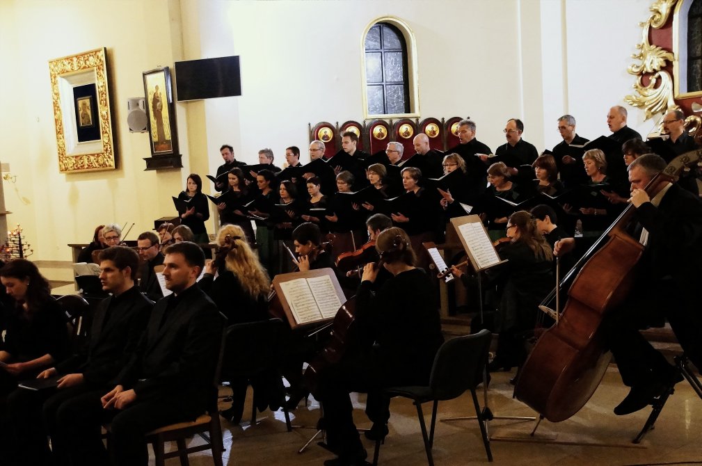 Legnicka Orkiestra Symfoniczna i Chór Madrygał