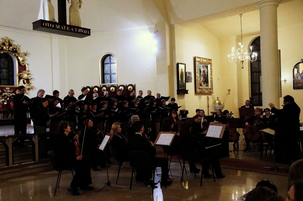 Legnicka Orkiestra Symfoniczna i Chór Madrygał