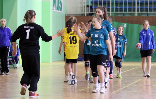Szczypiornistki z SP9 drugie na Dolnym Śląsku