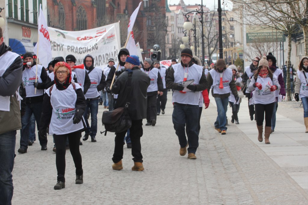 Solidarność przeszła ulicami miasta. Z hukiem!