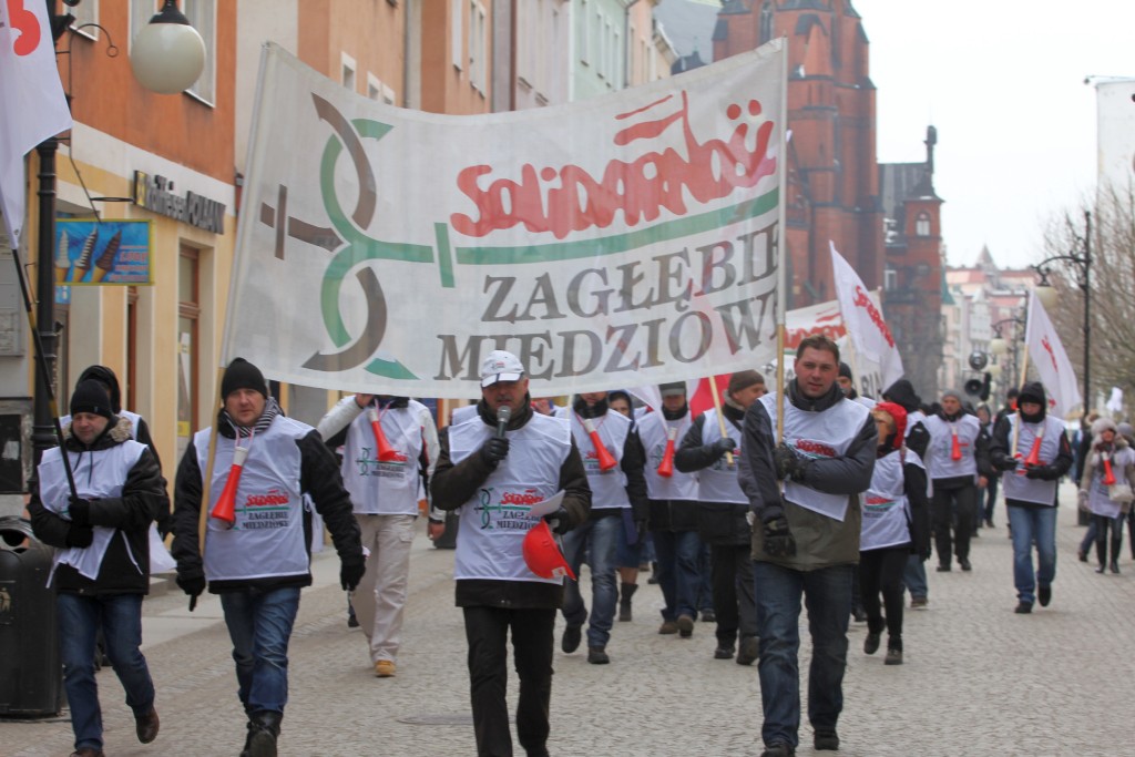 Solidarność przeszła ulicami miasta. Z hukiem!