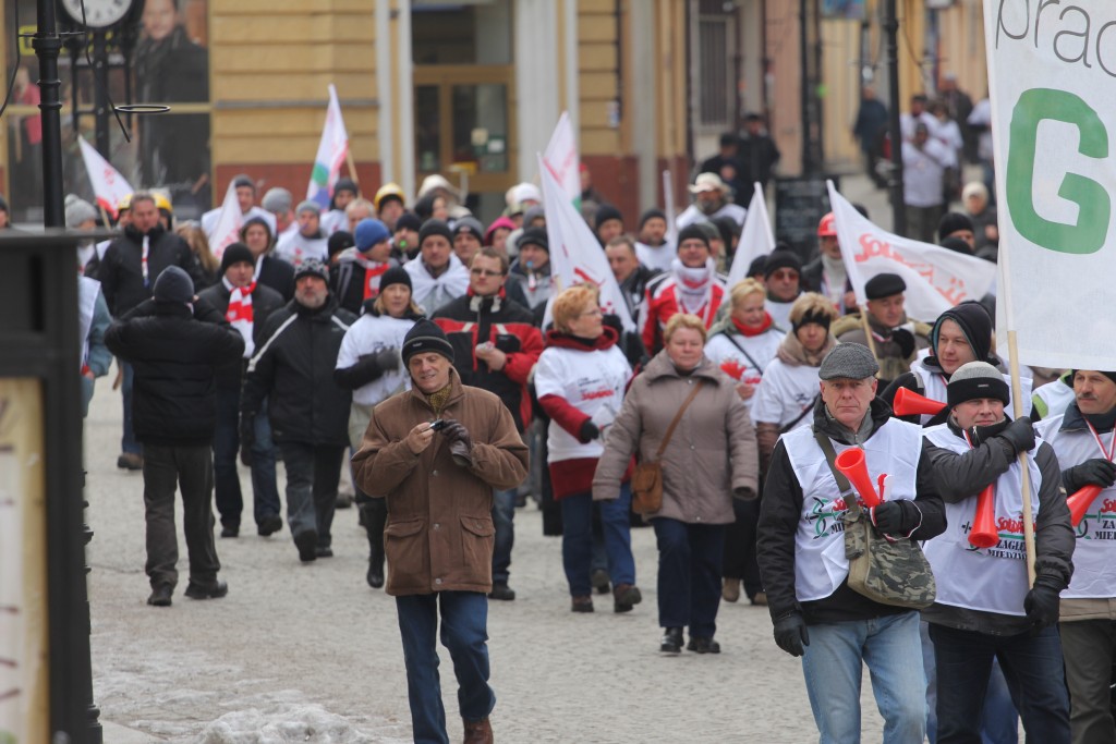 Solidarność przeszła ulicami miasta. Z hukiem!