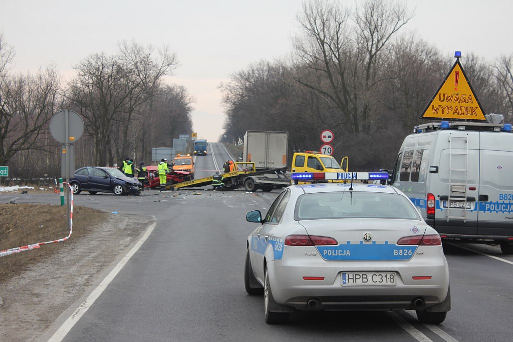 Wypadek po Kawicami. Zginęła młoda kobieta!