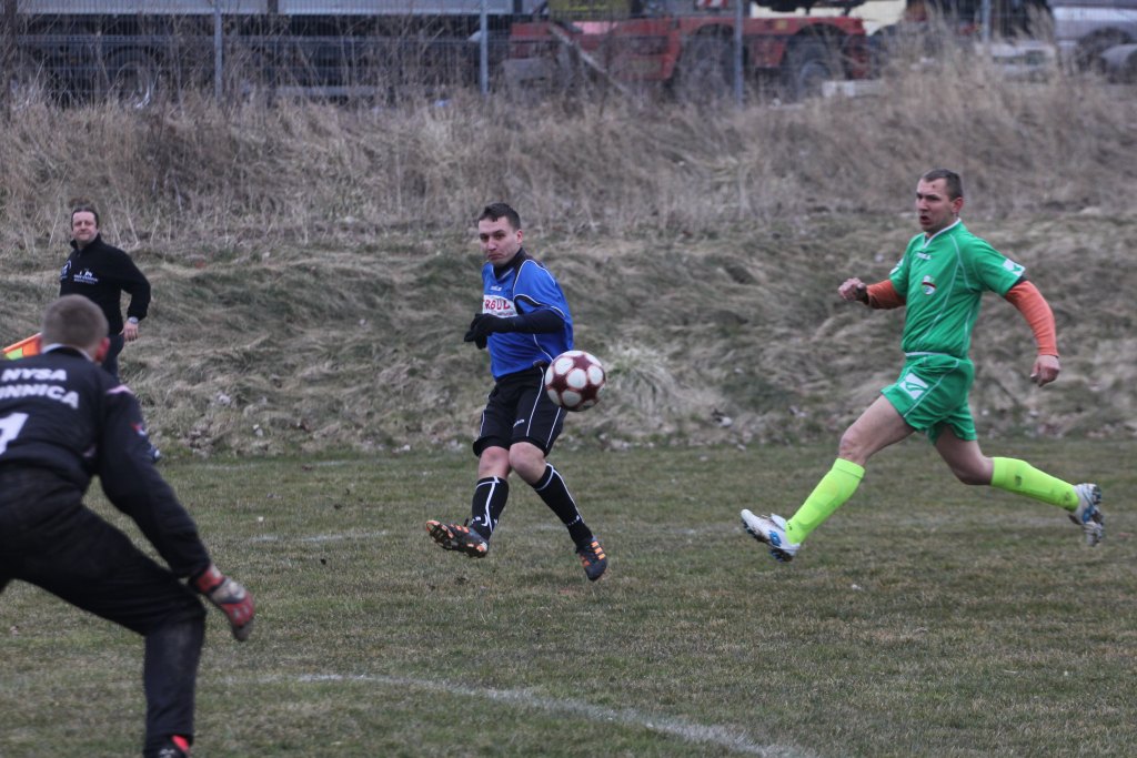 Błękitni Koskowice - Nysa Winnica 4:5