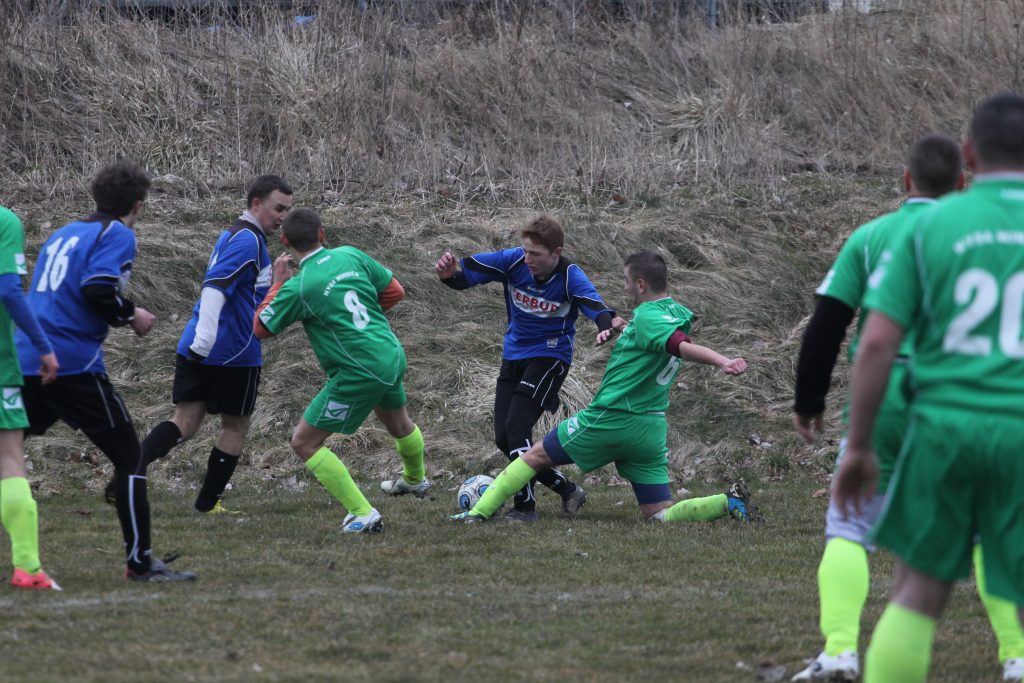 Błękitni Koskowice - Nysa Winnica 4:5