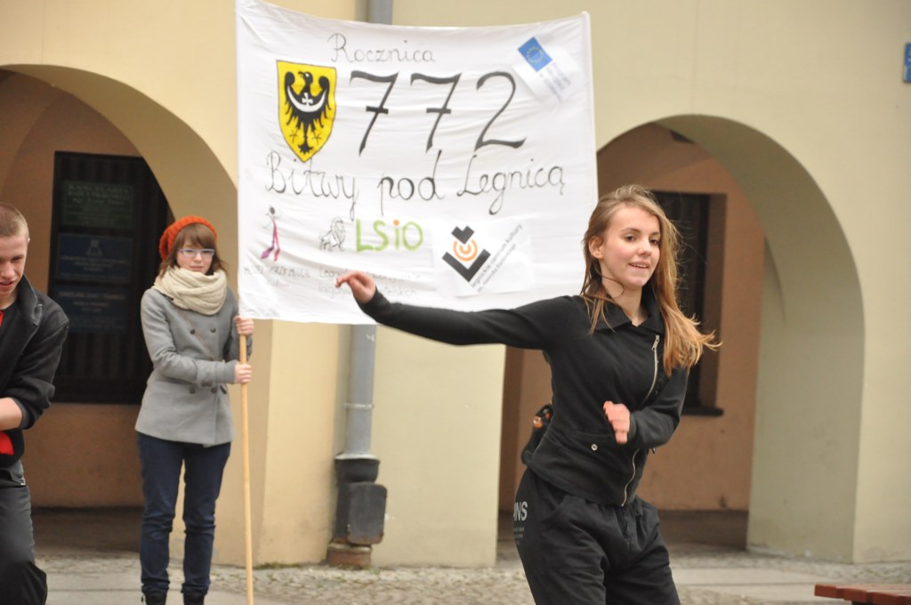 Młodzi pamiętali o 772. rocznicy bitwy pod Legnicą 
