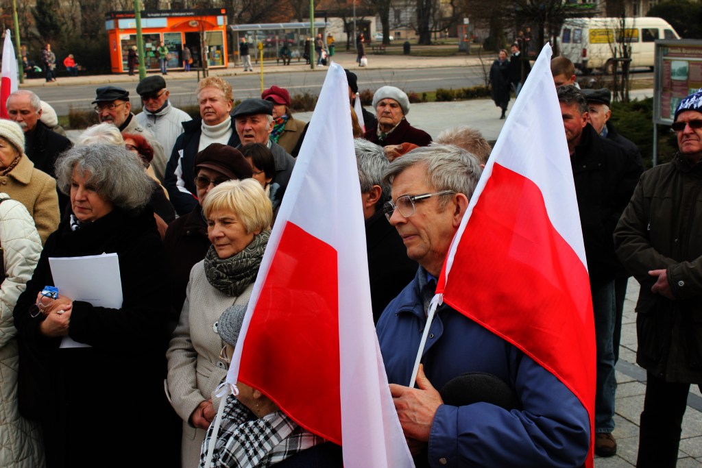 Smoleńska rocznica w Legnicy. „Precz z Iwanem!”