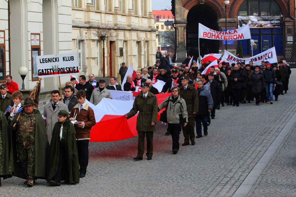 Smoleńska rocznica w Legnicy. „Precz z Iwanem!”