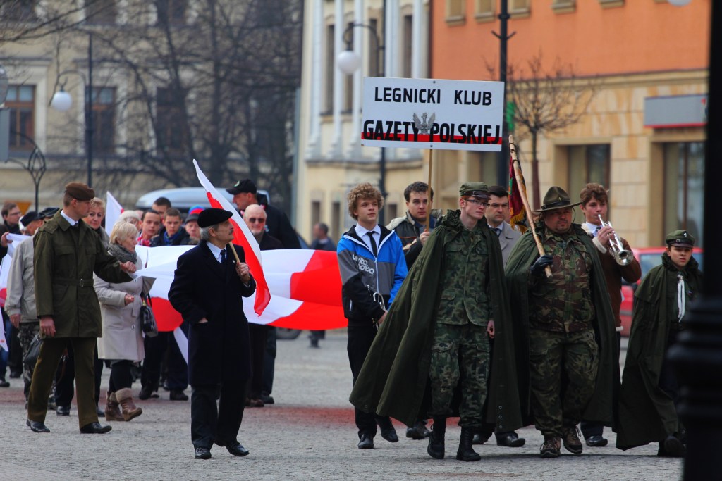 Smoleńska rocznica w Legnicy. „Precz z Iwanem!”