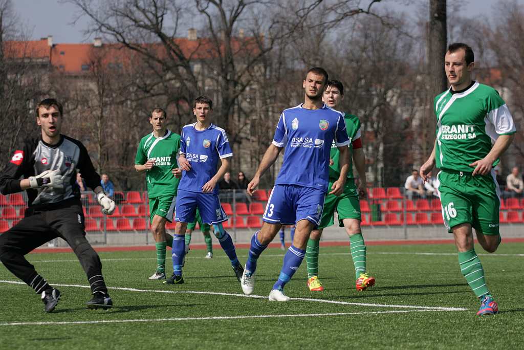 Miedź II Legnica - AKS Strzegom 4:3