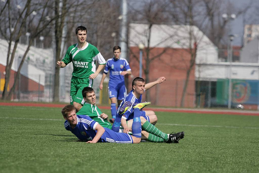 Miedź II Legnica - AKS Strzegom 4:3