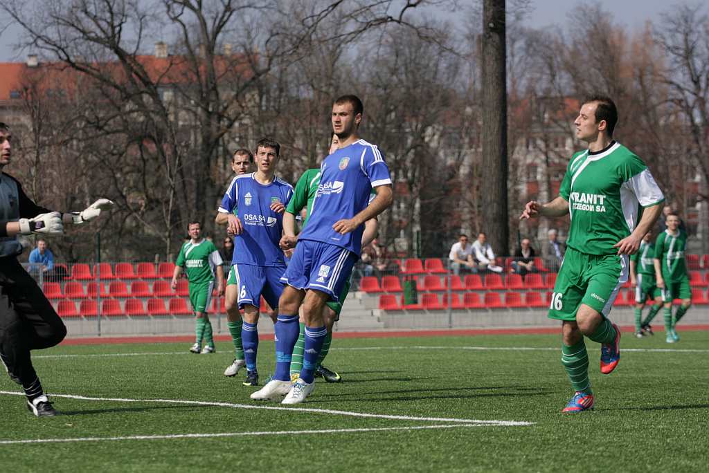 Miedź II Legnica - AKS Strzegom 4:3