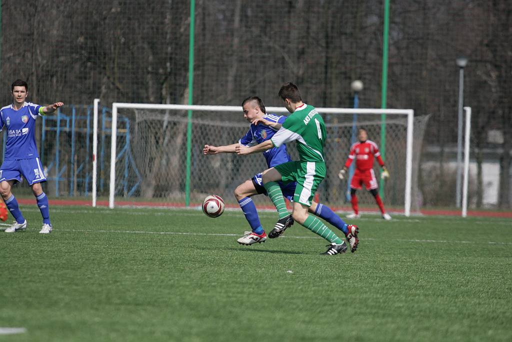 Miedź II Legnica - AKS Strzegom 4:3