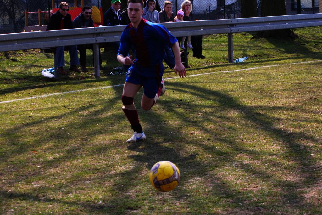 KS Legnickie Pole - Wilki 1:1