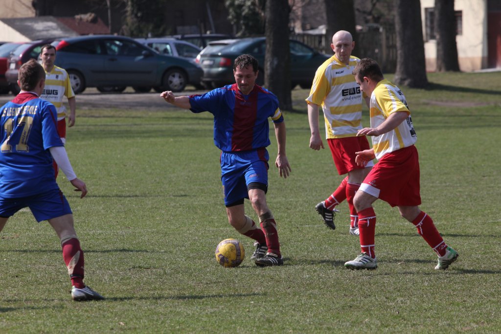 KS Legnickie Pole - Wilki 1:1