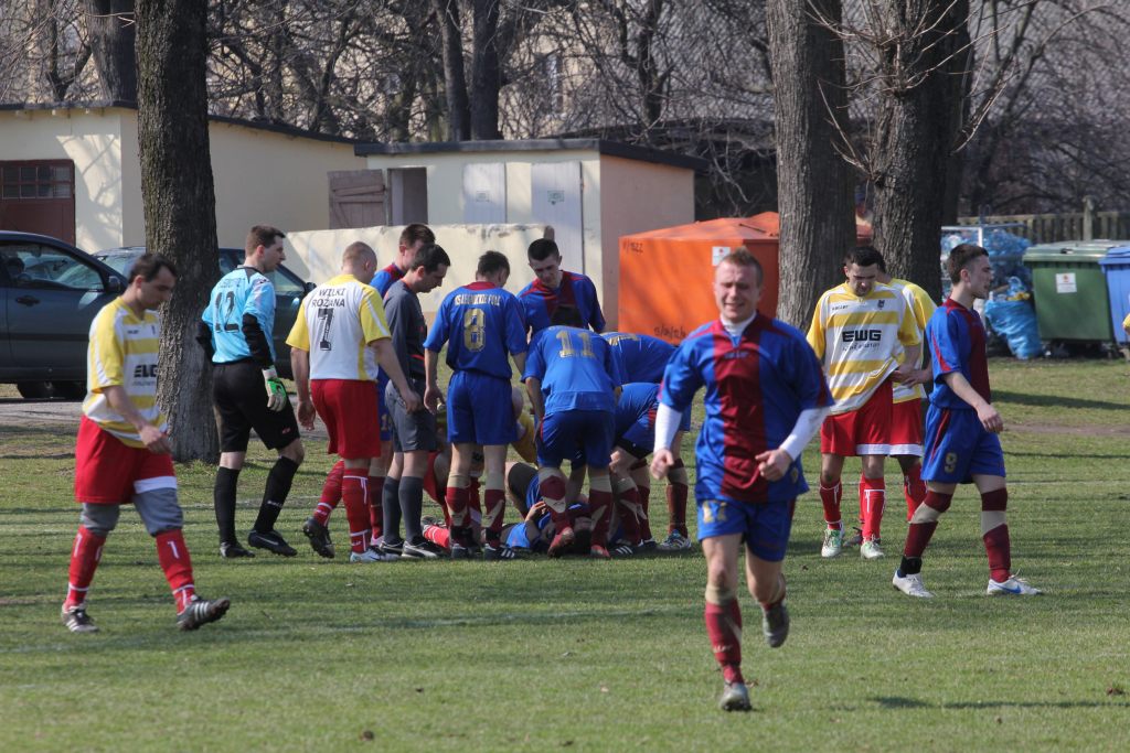 KS Legnickie Pole - Wilki 1:1